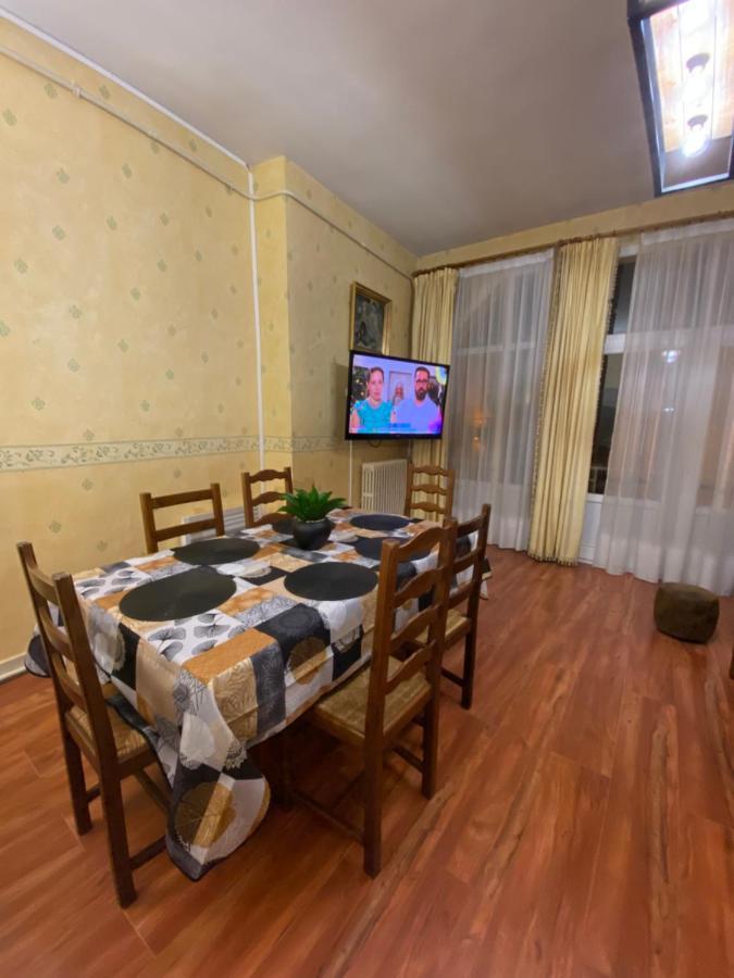 Apartamento Chez Benjamin - Centre d'Azay le Rideau Exterior foto